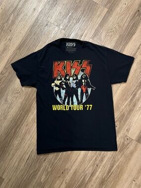 KISS 1977 World Tour Graphic Tee Black Medium Mens Vintage Style Band Shirt